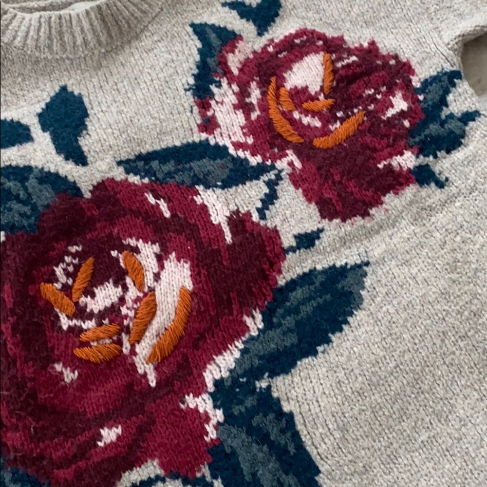 A B E R C R O M B I E & F I T C H Rose Sweater - image 3